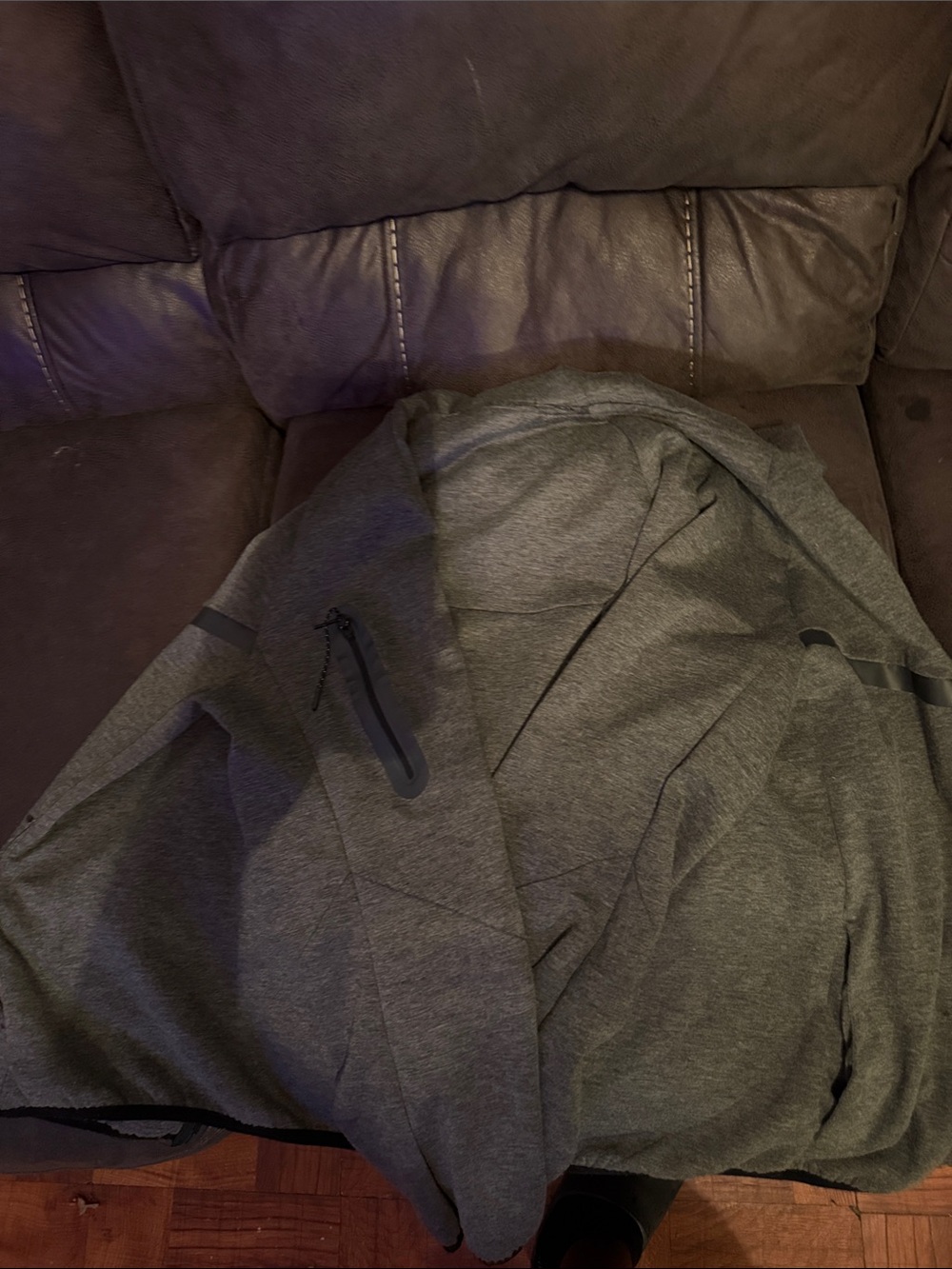 Nike Men's Dark Gray Full-Zip Performance Hoodie Jacket - Picture 3 of 3